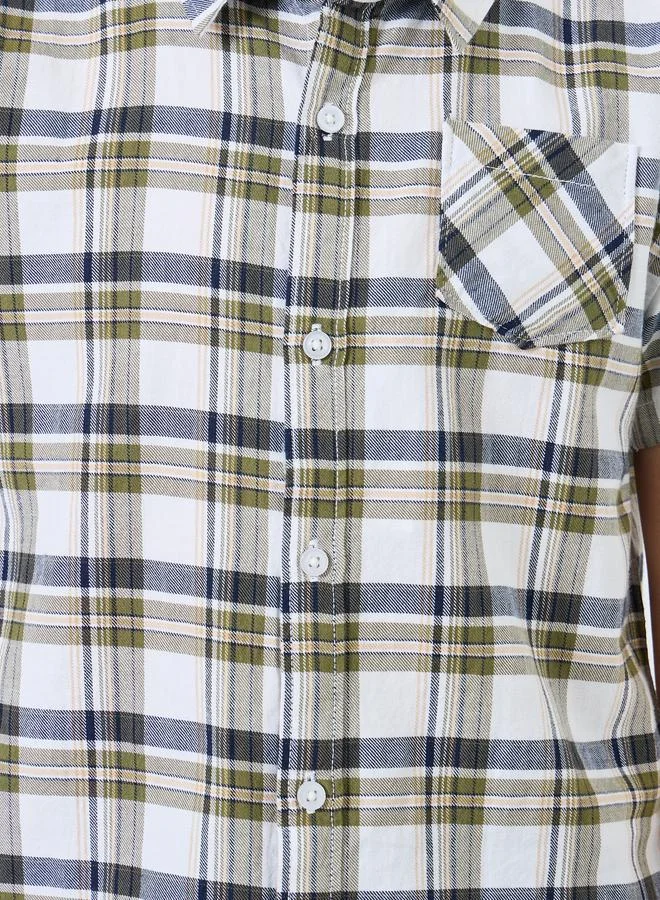 ستايلي قميص أولادي أخضر كاروهات بأكمام قصيرة